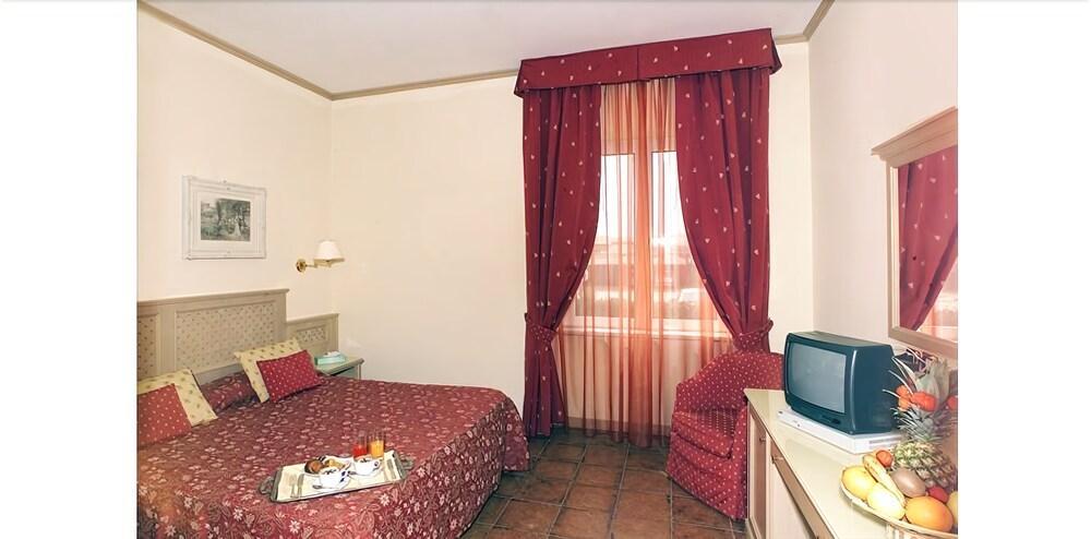 Hotel Quadrifoglio By Mancini Roma Exterior foto